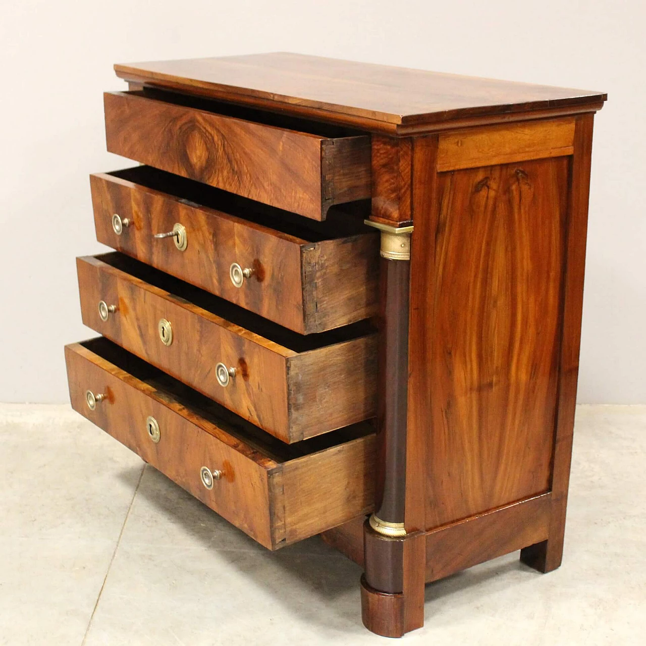 Empire chest of drawers in walnut, early 19th century 8
