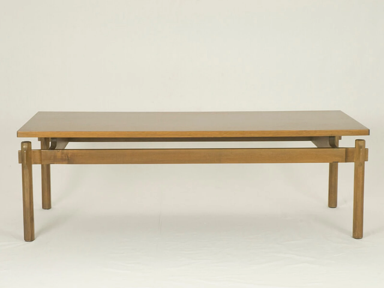 Walnut coffee table 748 by Ico Luisa Parisi for Cassina, 1960s 6