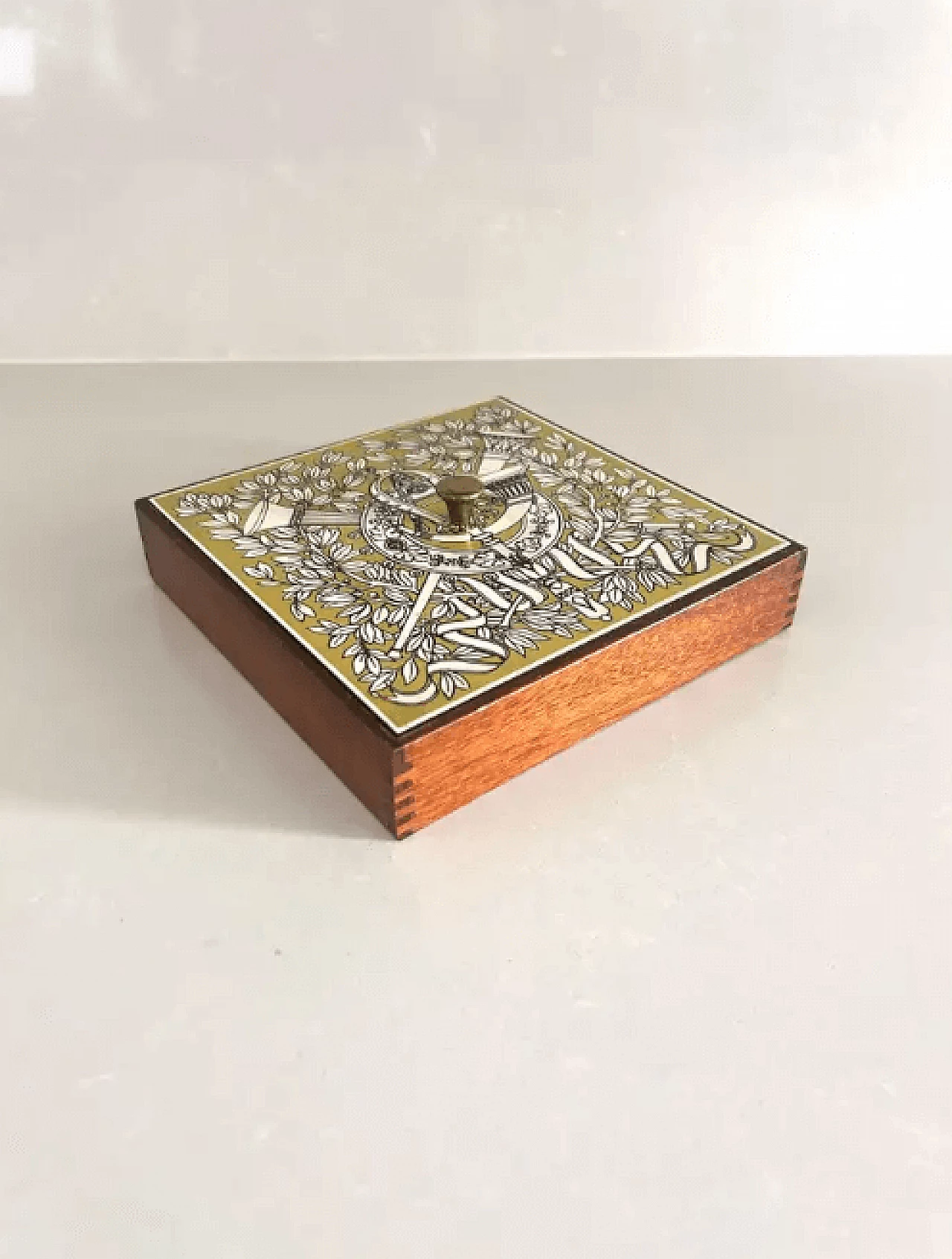 Scatola in legno di Piero Fornasetti per Fornasetti Milano, anni '60 2
