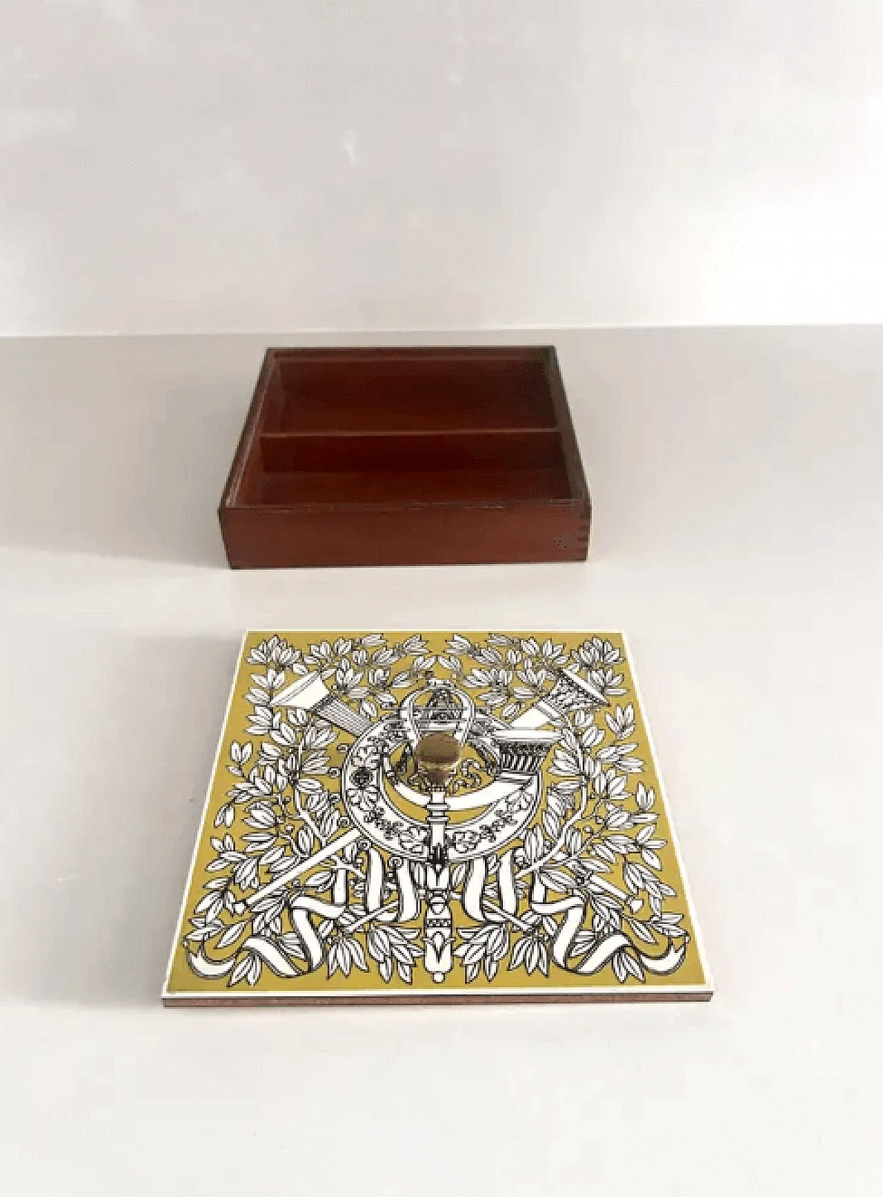 Scatola in legno di Piero Fornasetti per Fornasetti Milano, anni '60 8