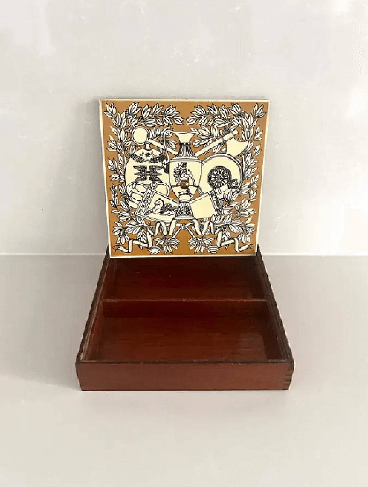 Scatola in legno di Piero Fornasetti per Fornasetti Milano, anni '60 9