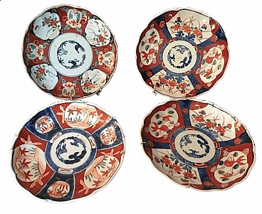 4 Piatti giapponesi in porcellana Imari, '800