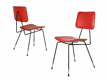Coppia di sedie in metallo nero e skai rosso, anni '50