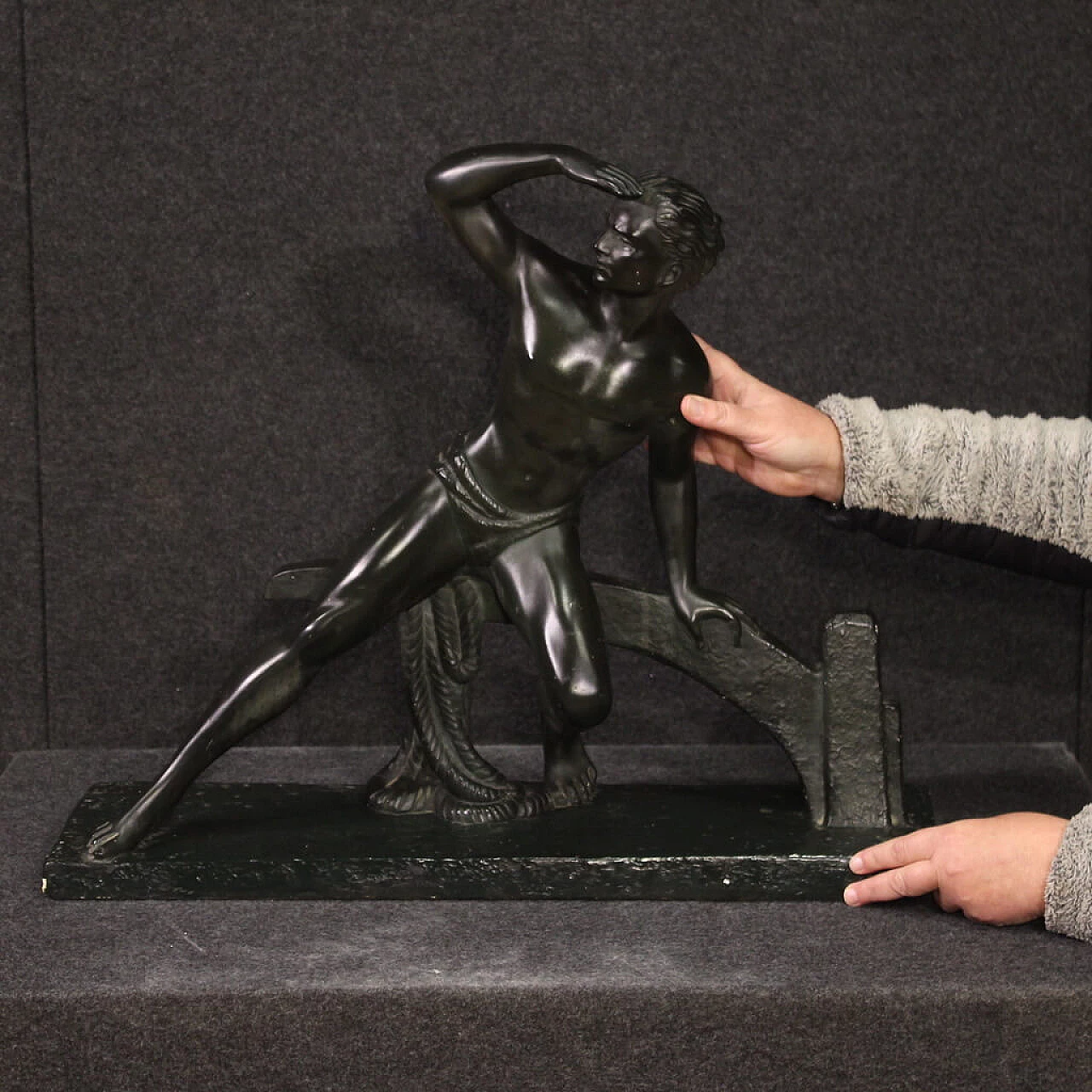 Marinaio, scultura in gesso dipinto e patinato bronzo, anni '40 2