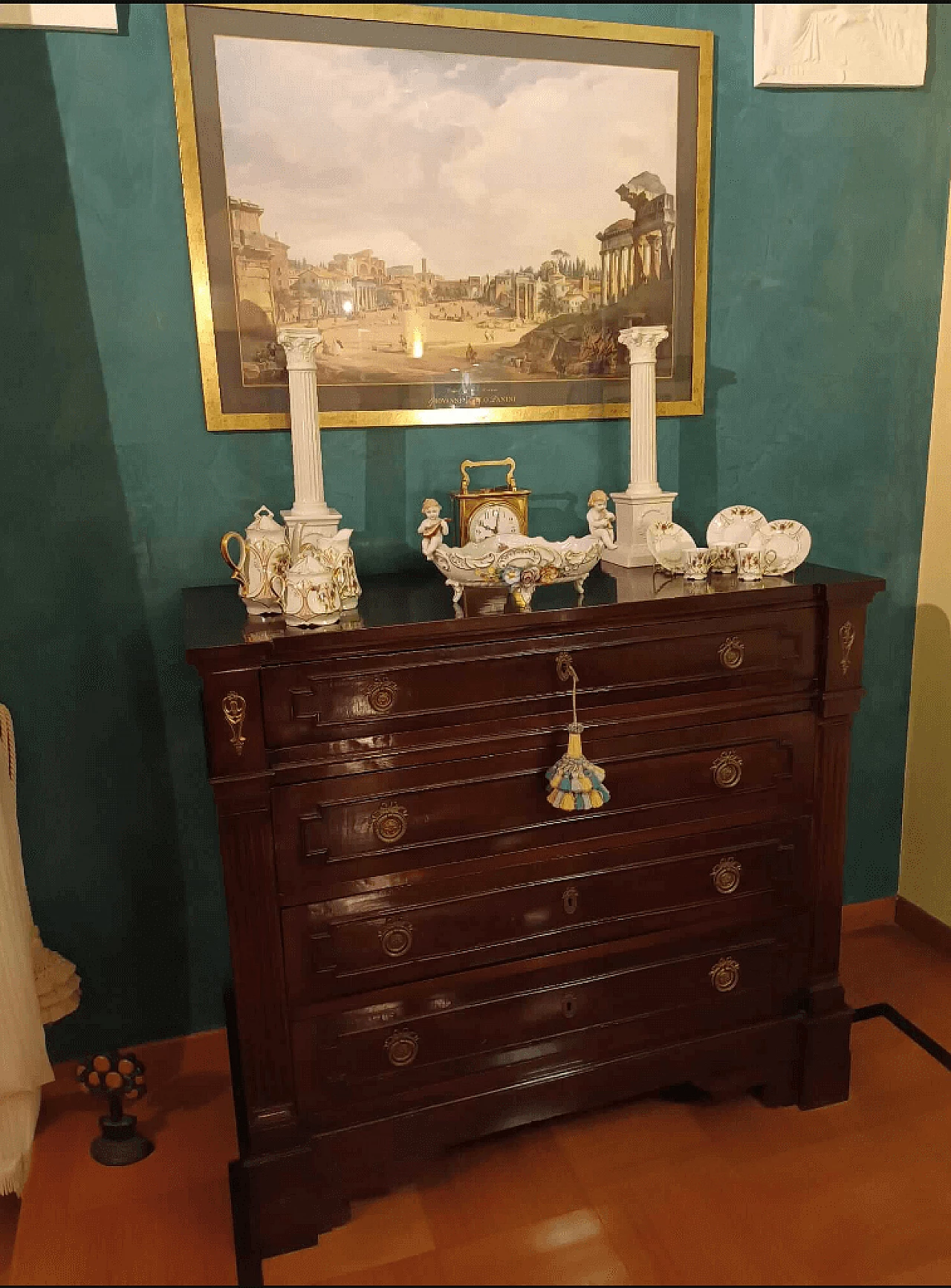 Mahogany Empire chest of drawers with gilt bronze friezes and handles, 19th century 2