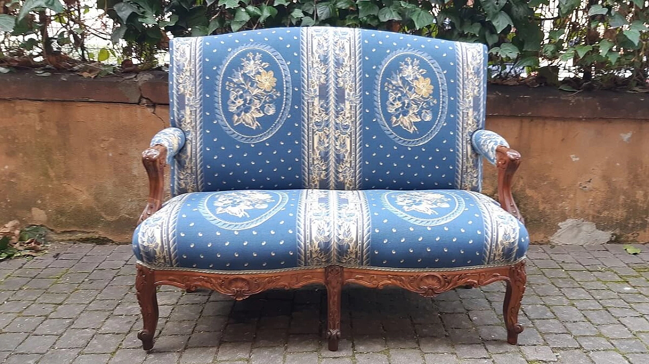 Venetian Louis XV style walnut sofa, 19th century 10