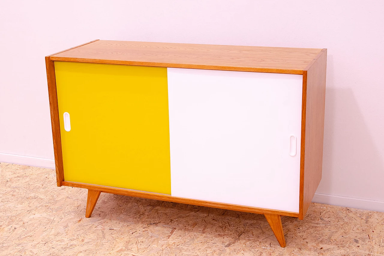 U-452 sideboard by Jiří Jiroutek for Interiér Praha, 1960s 6