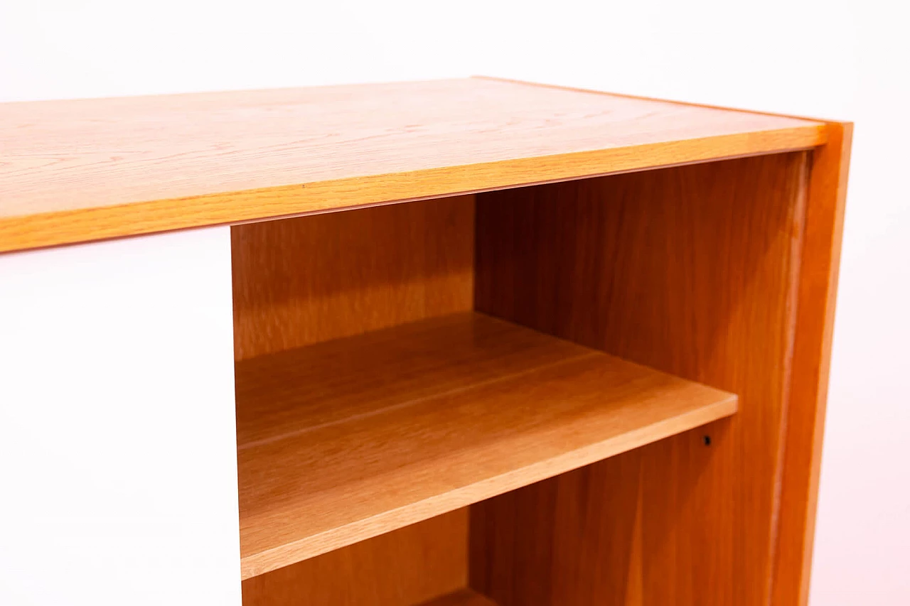 U-452 sideboard by Jiří Jiroutek for Interiér Praha, 1960s 17