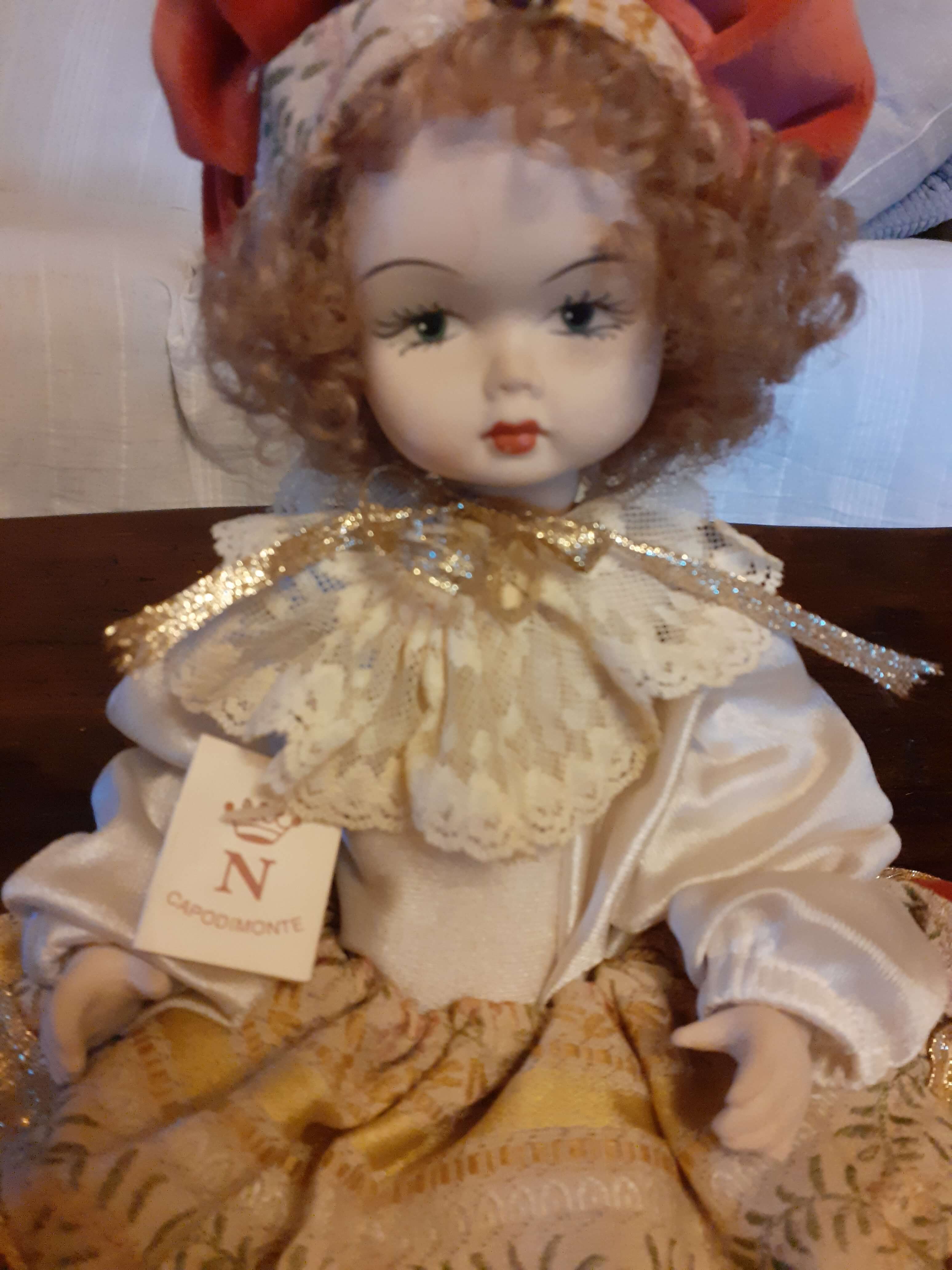 intondo-capodimonte-ceramic- 