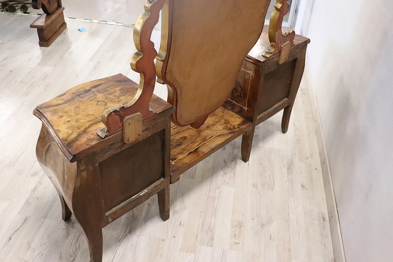 Venetian Louis XV style vanity table in gilded wood and walnut root with inlays 14