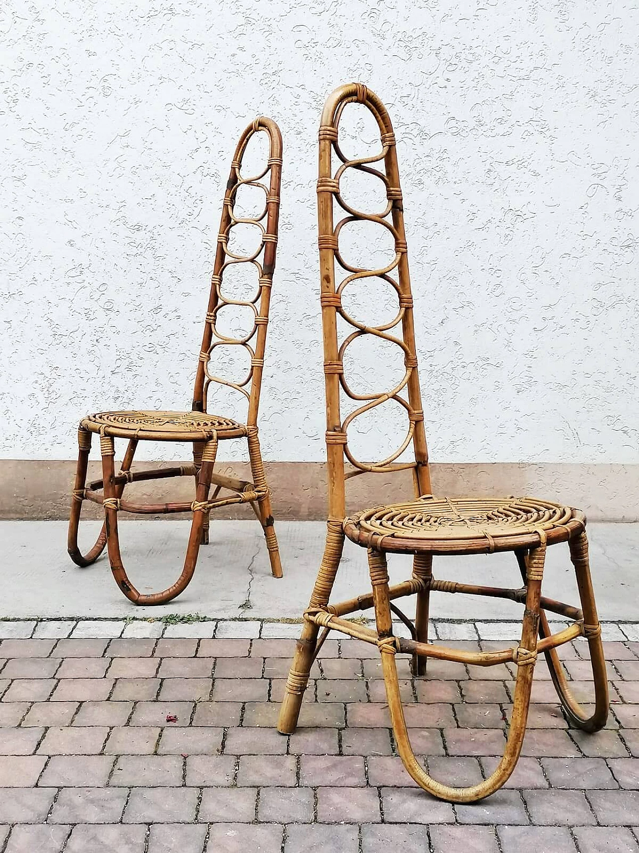 Coppia di sedie in bambù, malacca e giunco, anni '60 1
