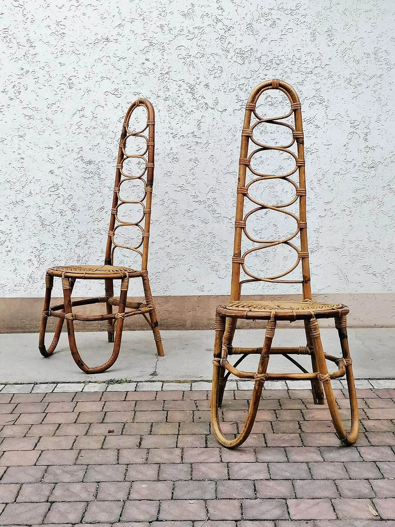 Coppia di sedie in bambù, malacca e giunco, anni '60 4