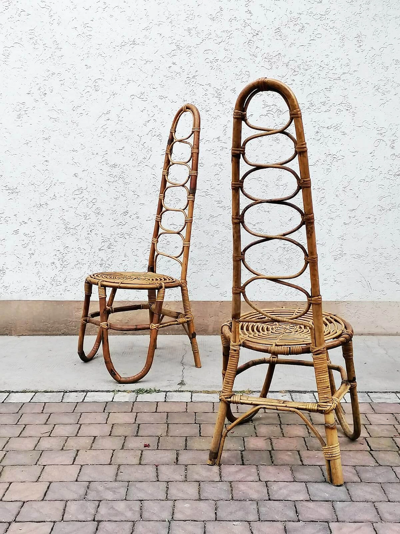 Coppia di sedie in bambù, malacca e giunco, anni '60 6