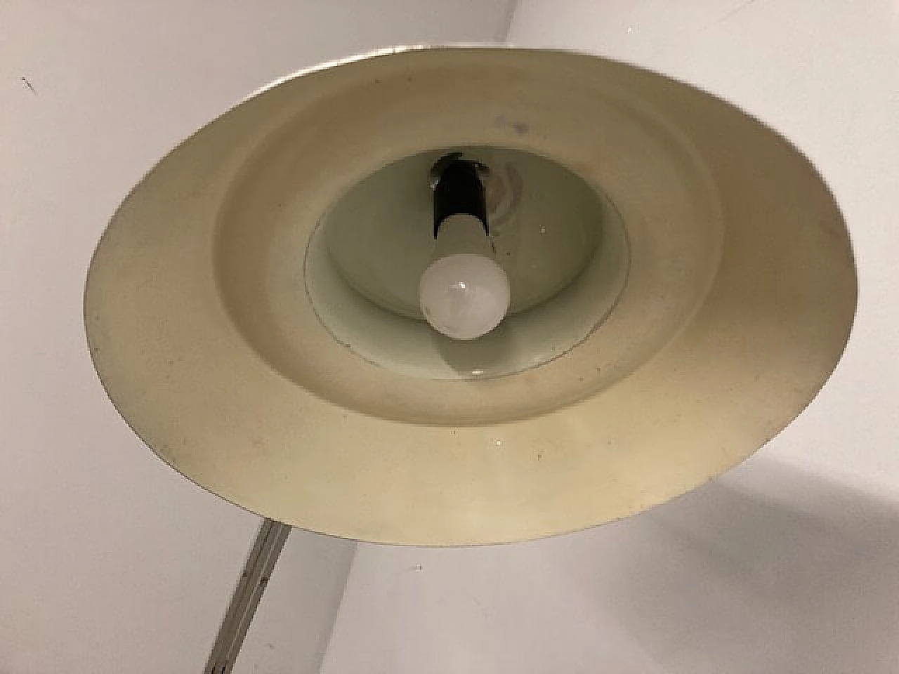 Lampada da terra ad arco Space Age in metallo cromato, anni '60 11