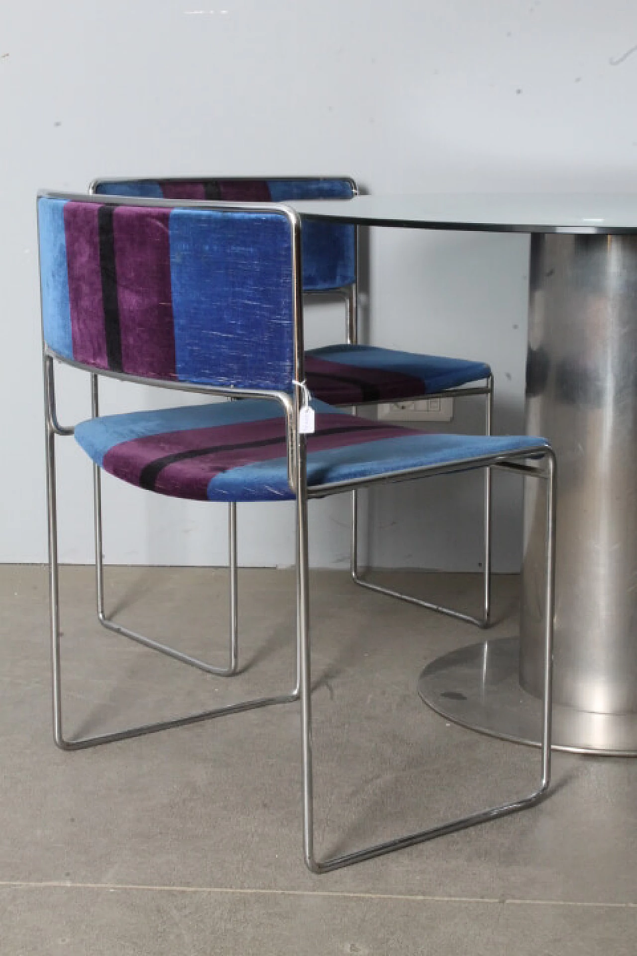 4 Chairs by Vittorio Introini and crystal Cidonio table by Antonia Astori De Ponti for Driade, 1970s 3