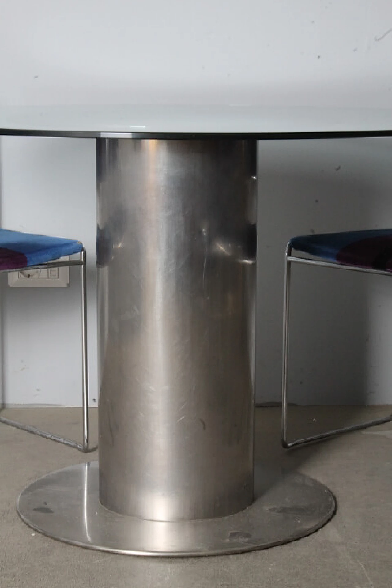 4 Chairs by Vittorio Introini and crystal Cidonio table by Antonia Astori De Ponti for Driade, 1970s 8