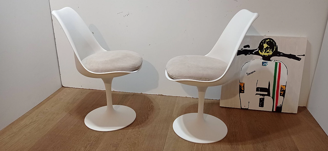 Pair of Tulip 769 S chairs by Eero Saarinen for Alivar, 1984 10