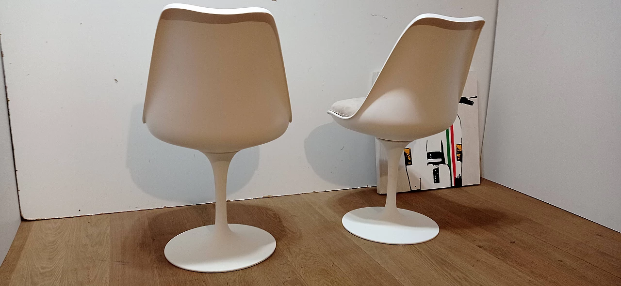 Pair of Tulip 769 S chairs by Eero Saarinen for Alivar, 1984 14