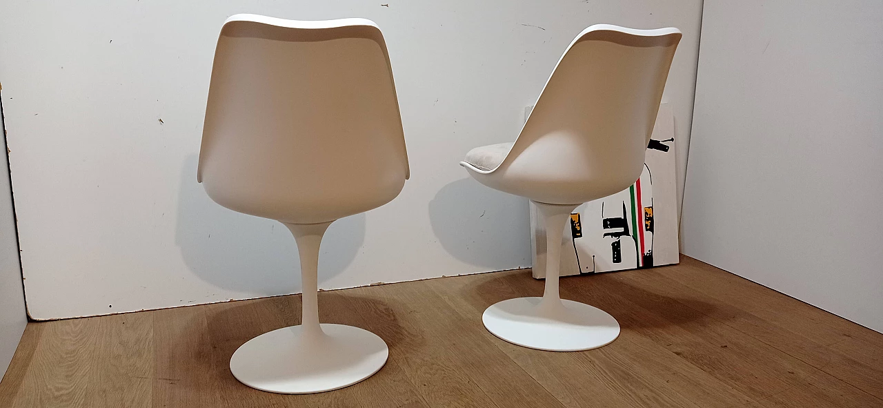 Pair of Tulip 769 S chairs by Eero Saarinen for Alivar, 1984 15