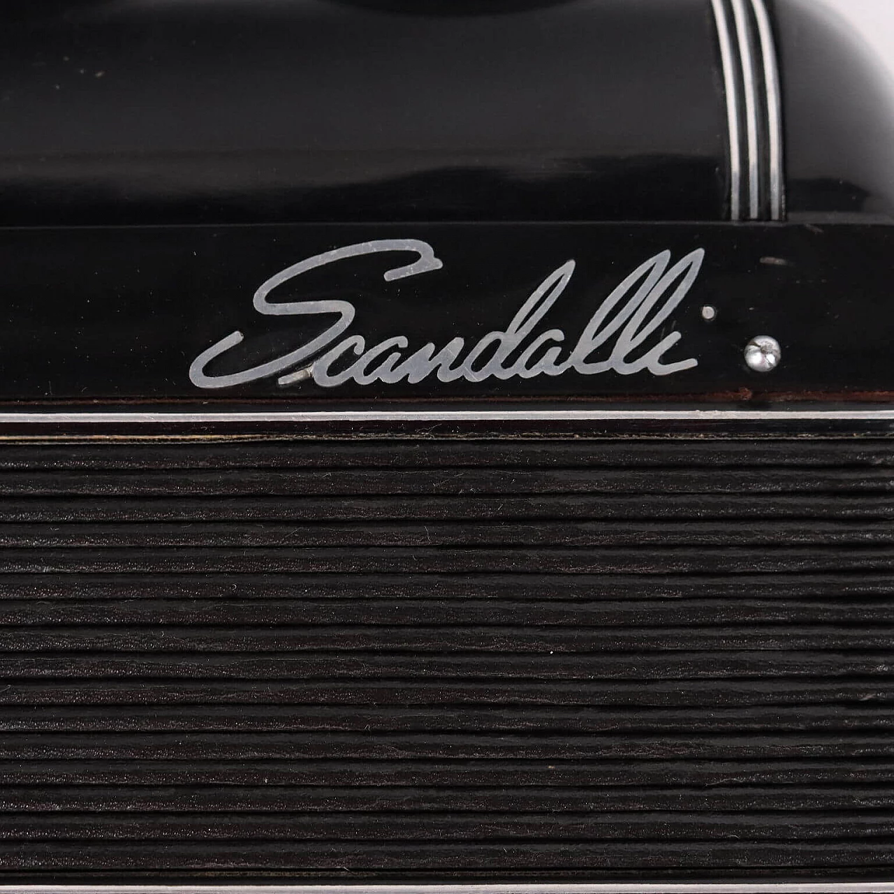 Fisarmonica Scandalli 96 bassi, anni '50 9