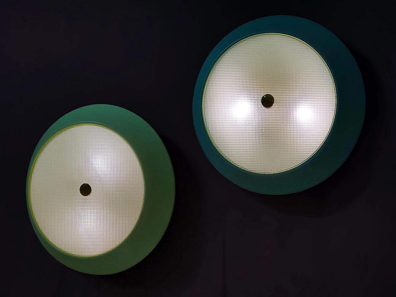 Pair of aluminium wall lamps by Stilnovo, 1960s 3