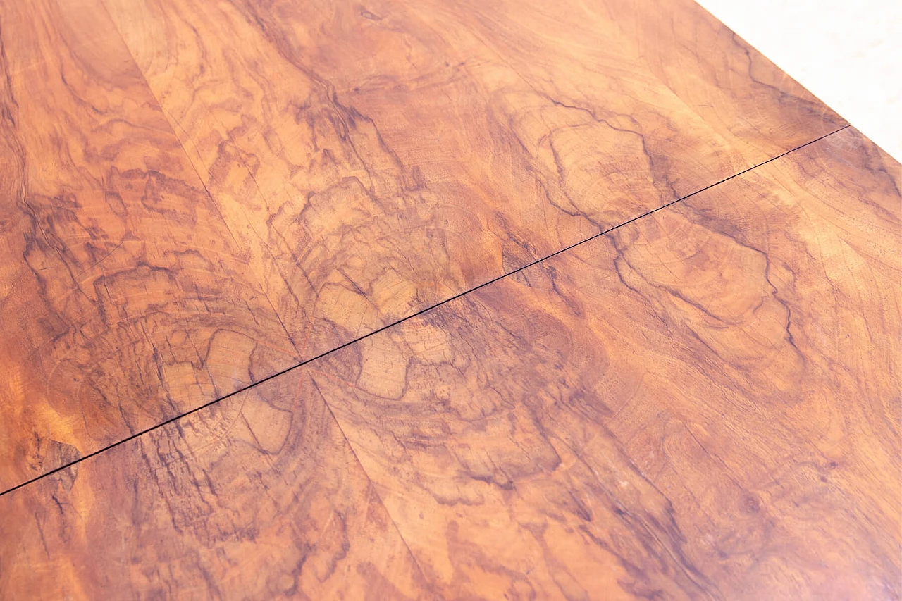 Tavolo Art Déco cecoslovacco allungabile in noce, anni '30 7