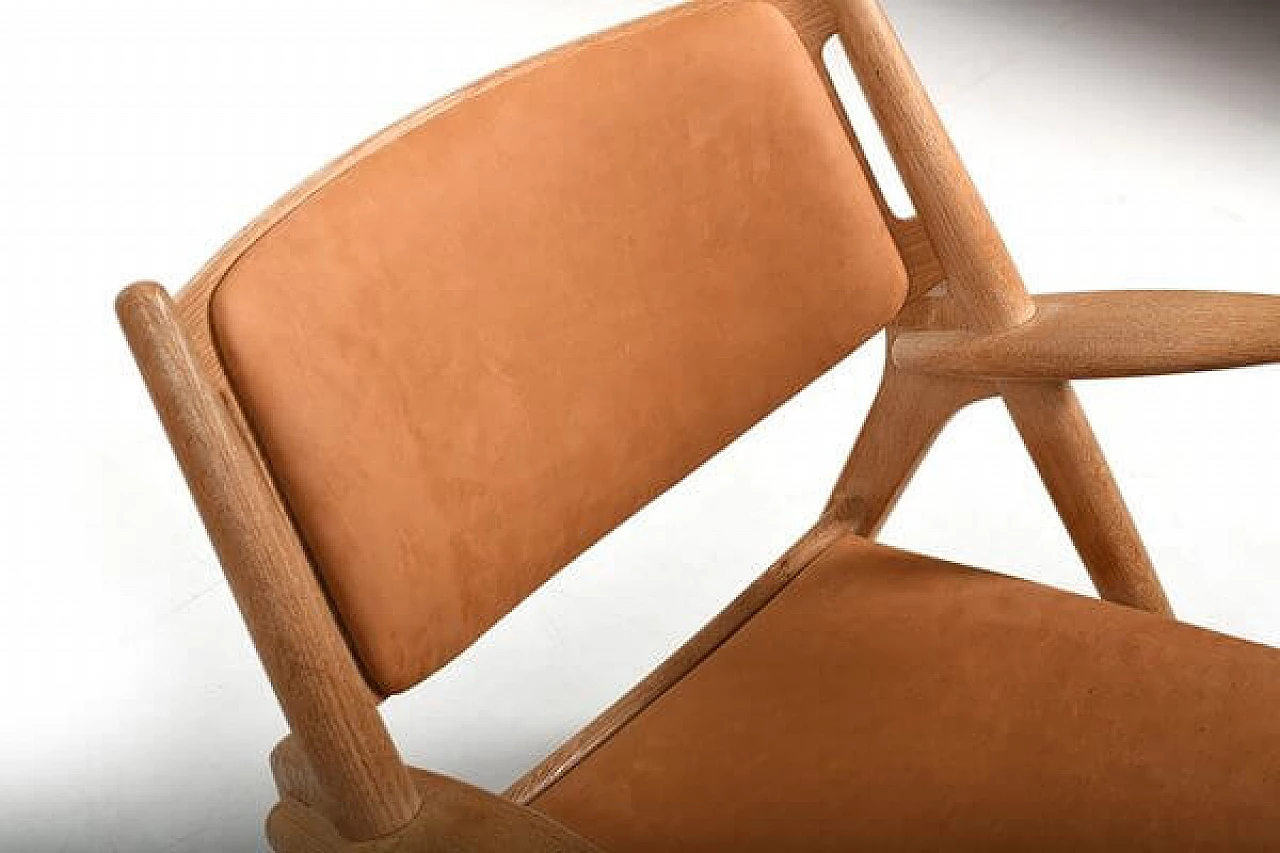 Poltrona Sawbuck CH-28 di Hans J. Wegner per Carl Hansen & Søn, anni '70 9