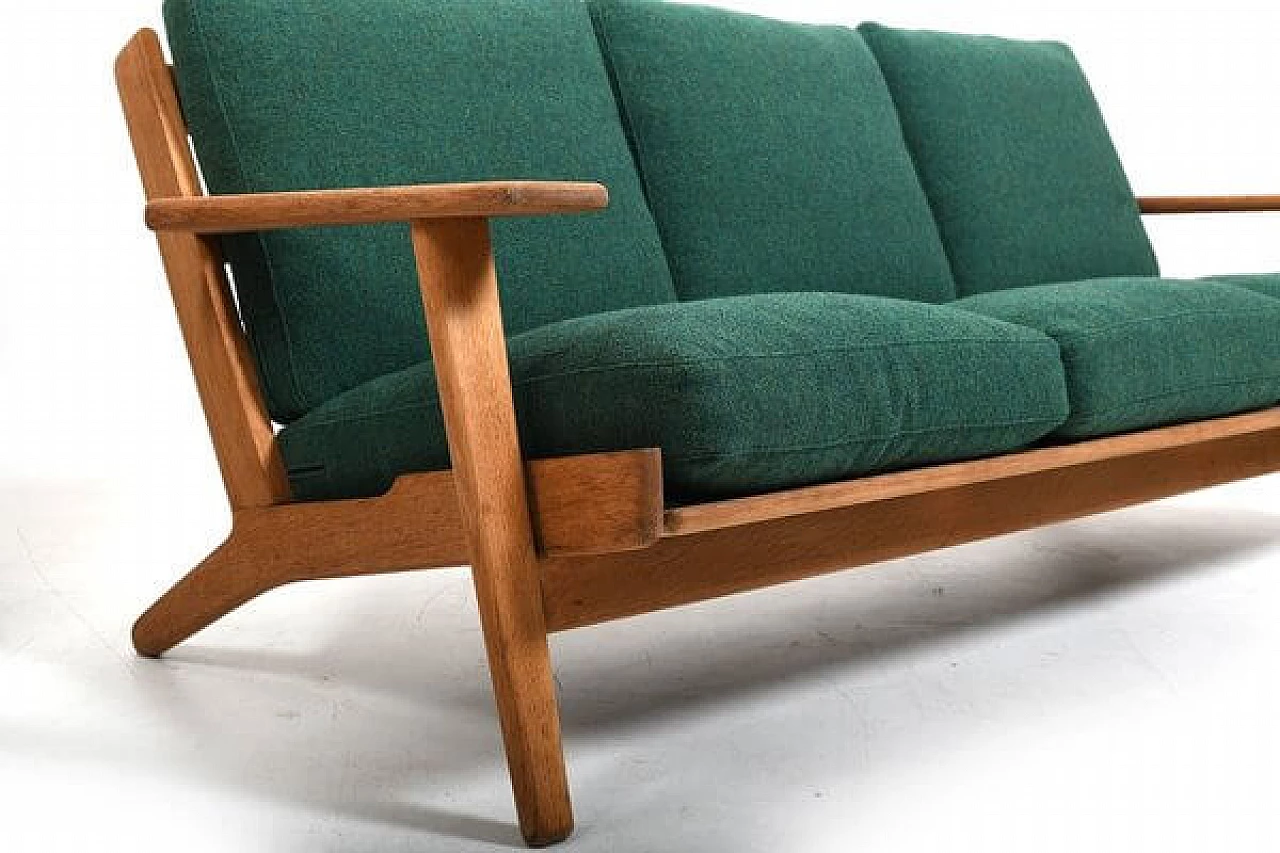 Divano GE-290/3 di Hans J. Wegner per Getama, anni '50 4