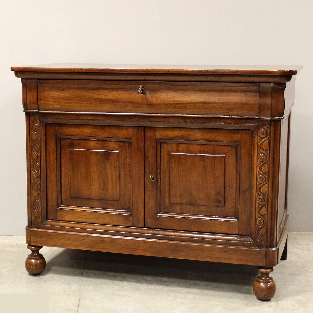 Louis Philippe solid walnut cappuccina sideboard, mid-19th century 3