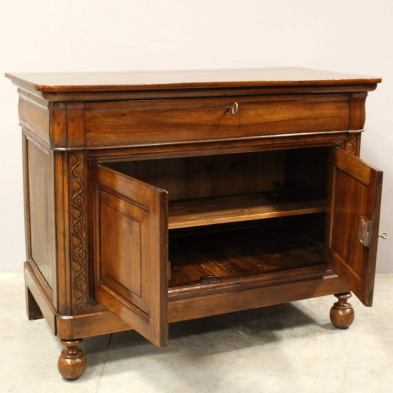 Louis Philippe solid walnut cappuccina sideboard, mid-19th century 4