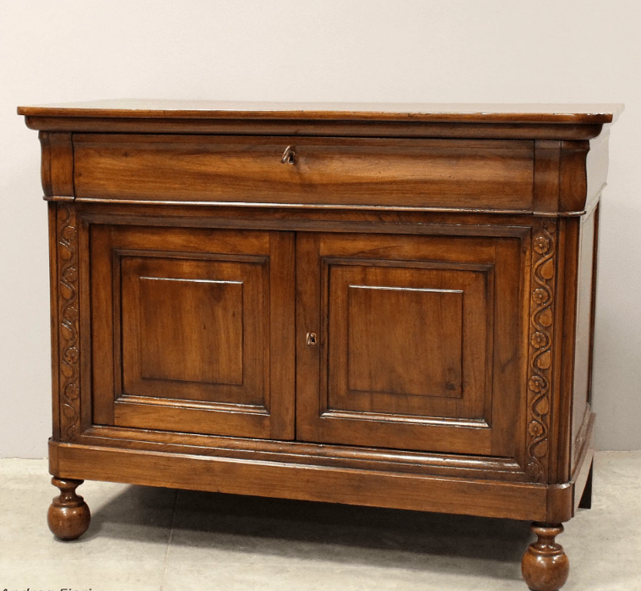 Louis Philippe solid walnut cappuccina sideboard, mid-19th century 21