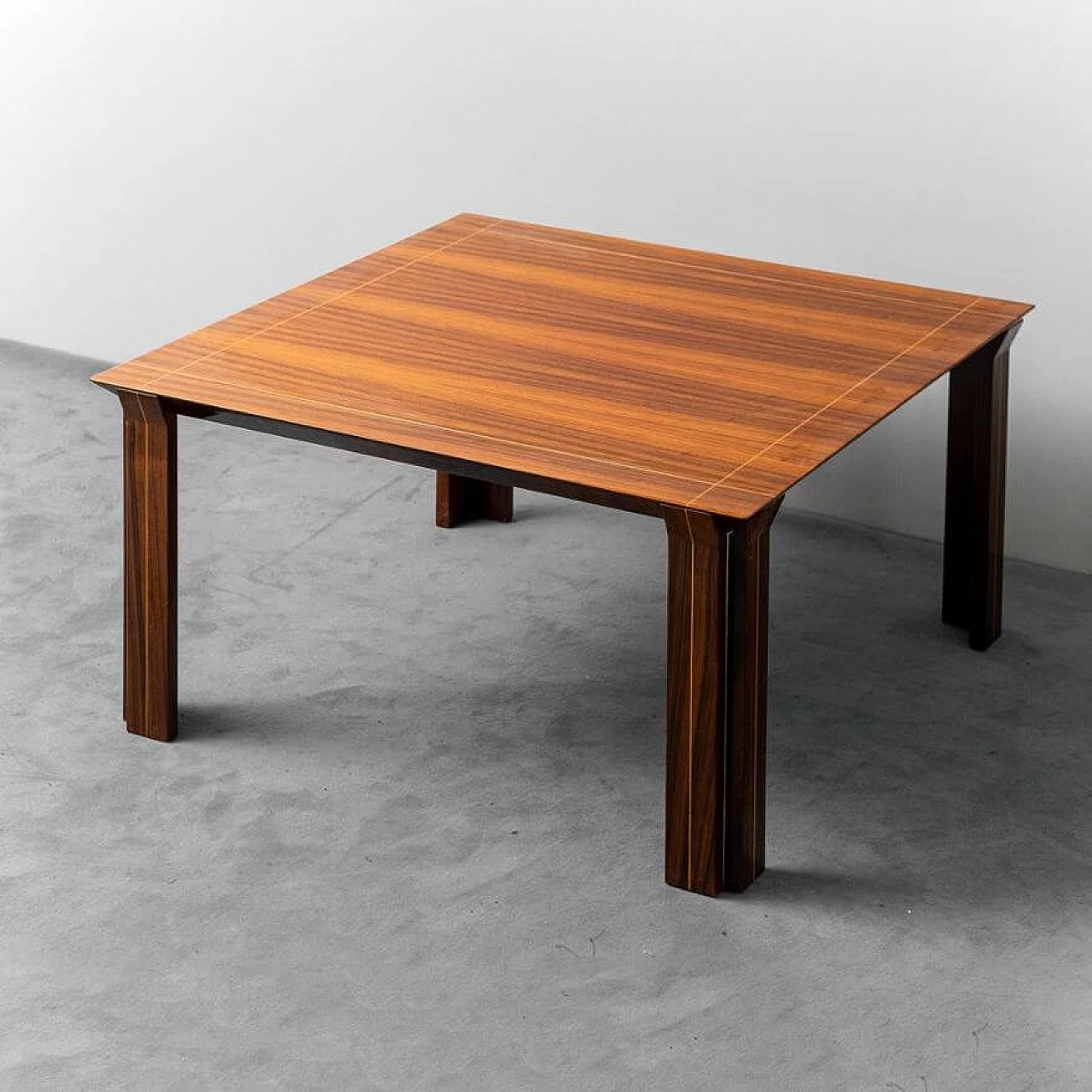 Tavolo da pranzo quadrato il legno con dettagli in metallo, anni '70 1
