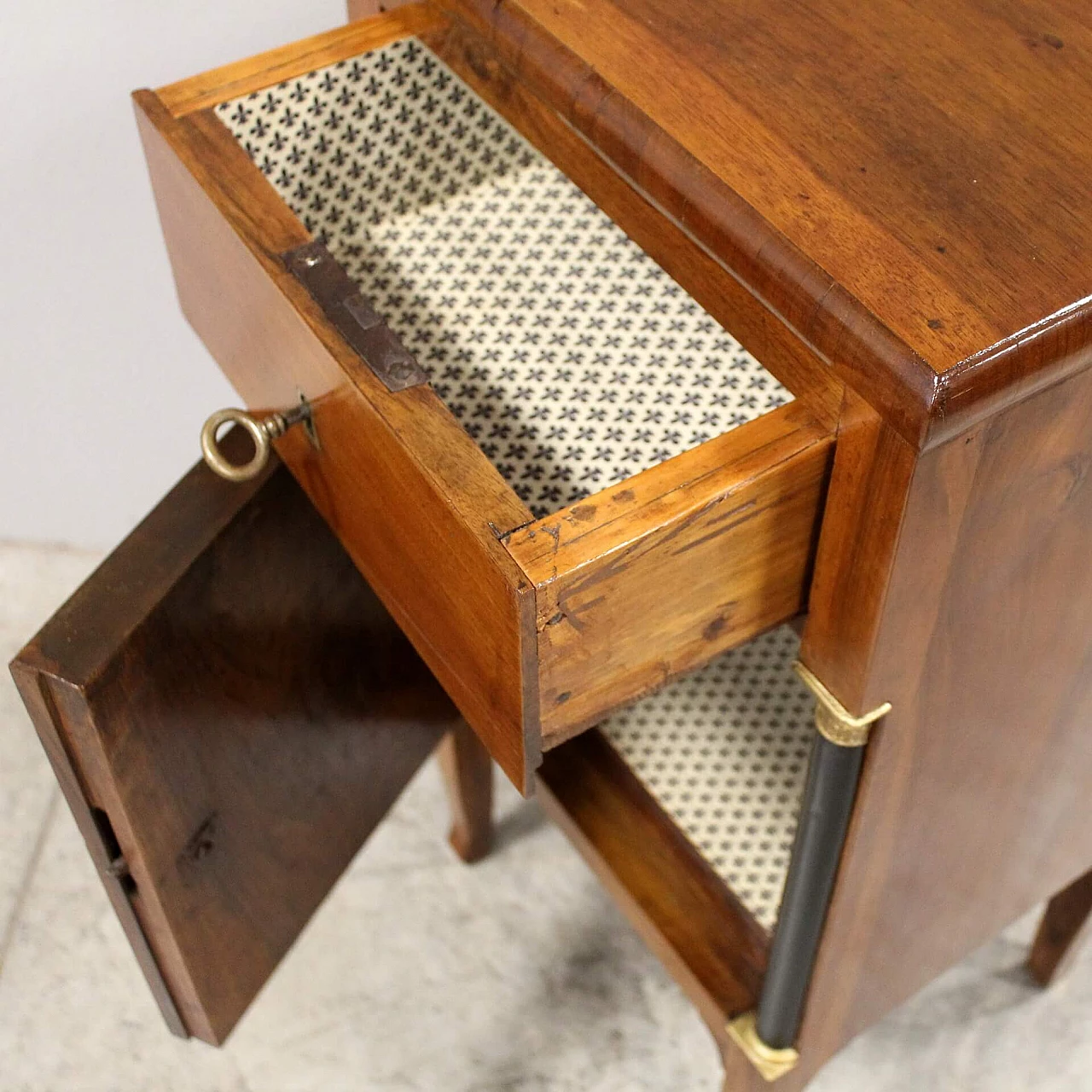 Directoire solid walnut bedside table, late 18th century 7