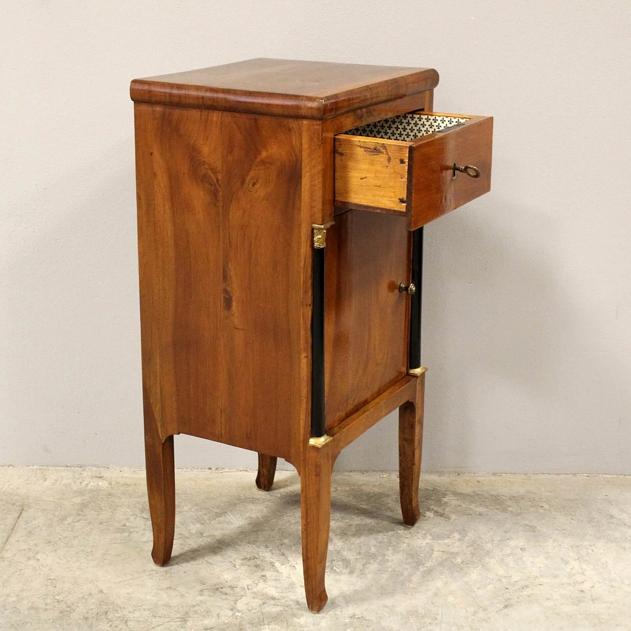 Directoire solid walnut bedside table, late 18th century 8