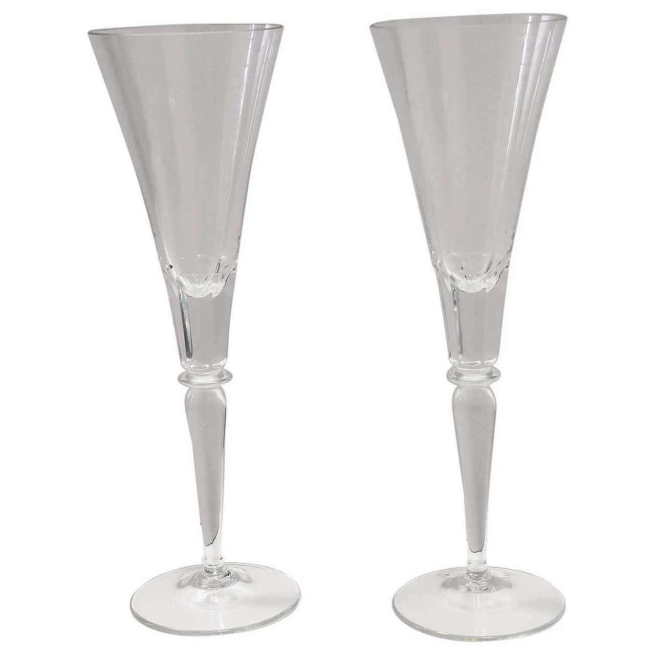 Pair of transparent crystal flutes attributed to Baccarat, 1930s 1