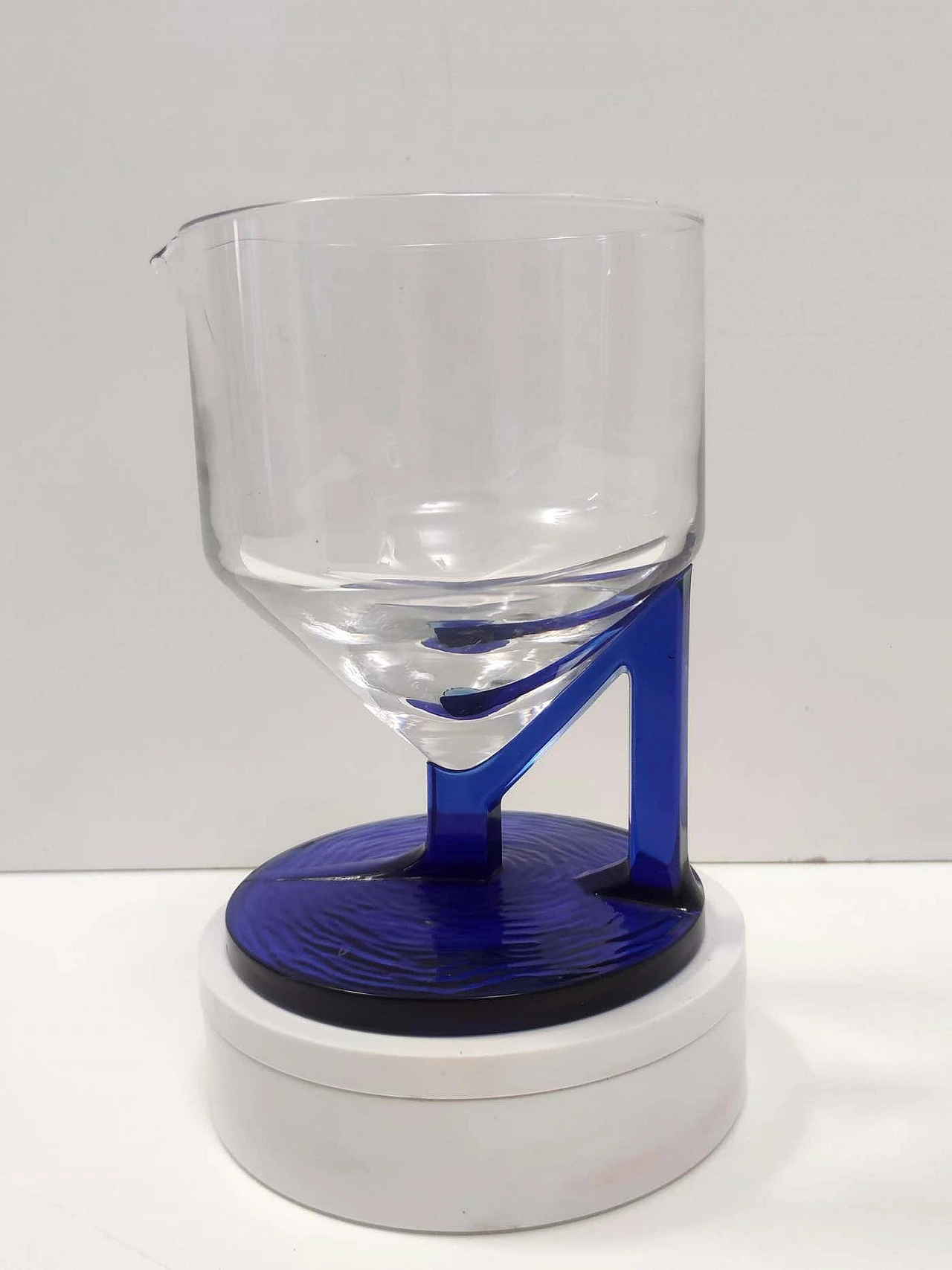 Brocca in vetro trasparente e blu, anni '70 4