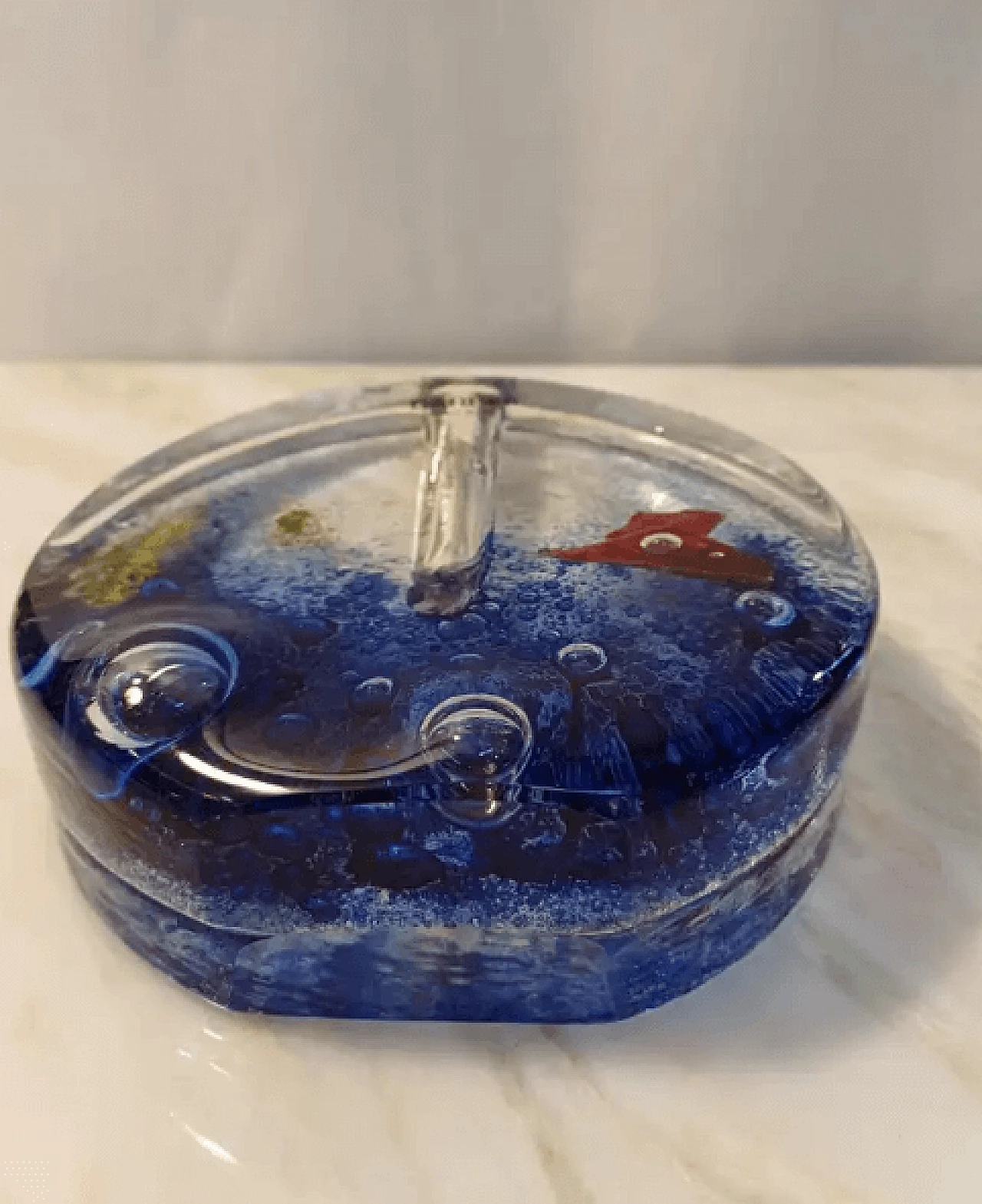 Murano glass single-flower vase by Barbini, 1960s | intOndo