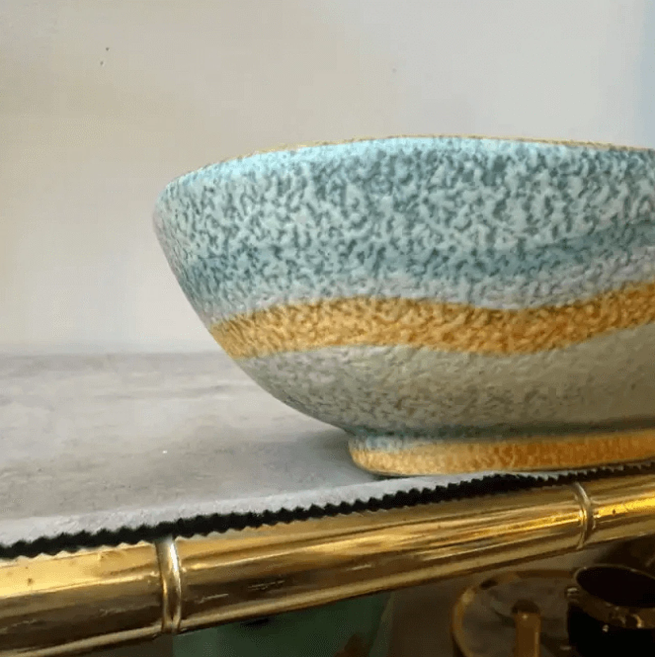 Scodella futurista in ceramica di Ivos Pacetti per La Fiamma Albisola, anni '30 4