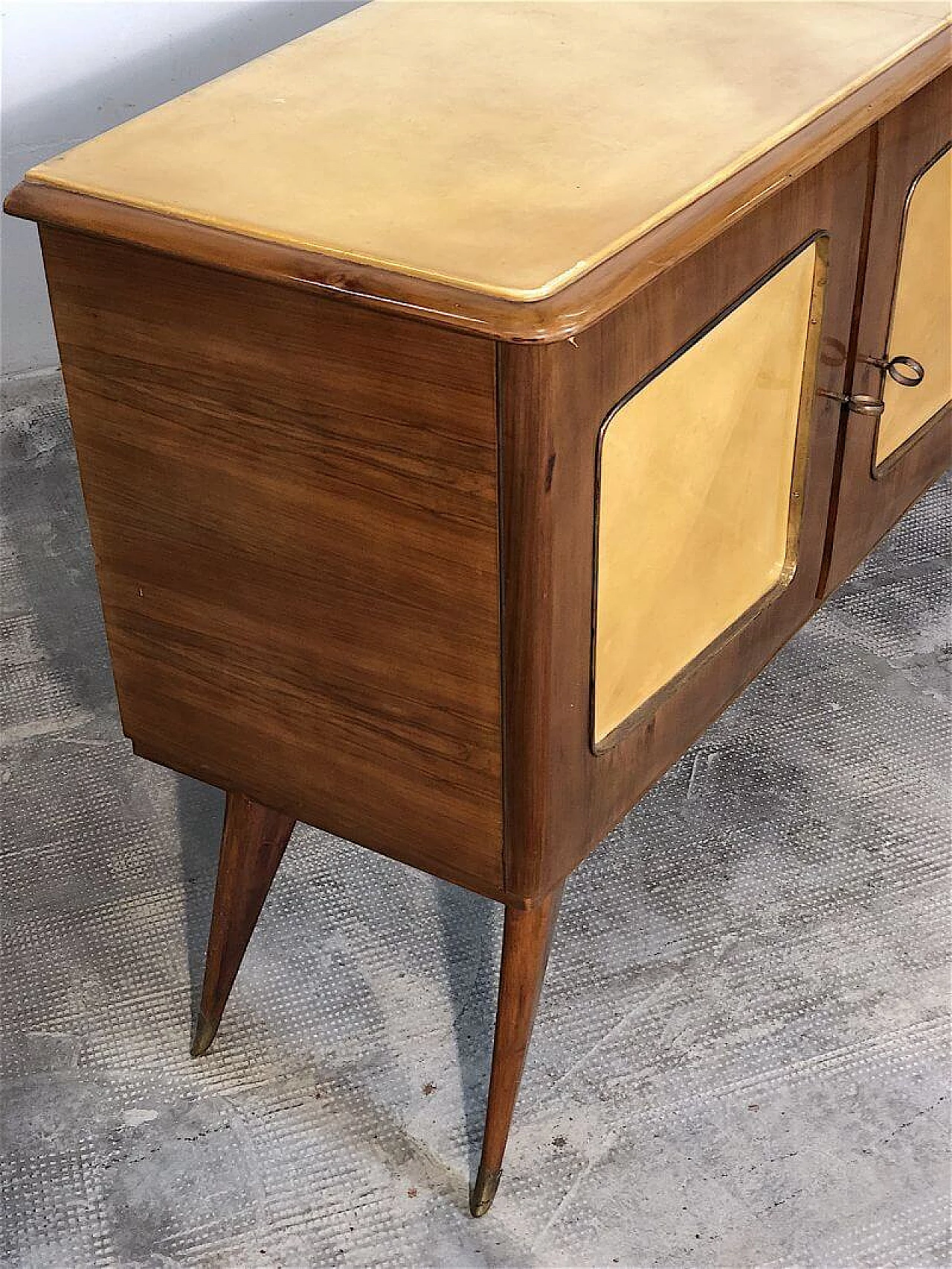 Credenza in pergamena, anni '50 13