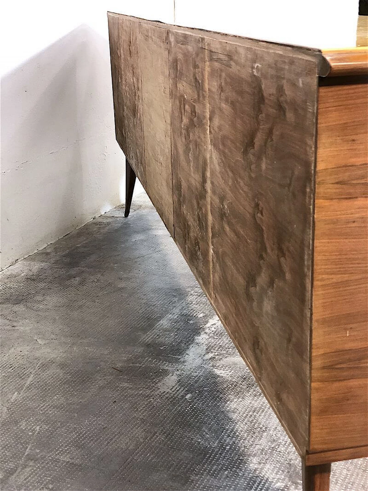 Credenza in pergamena, anni '50 18