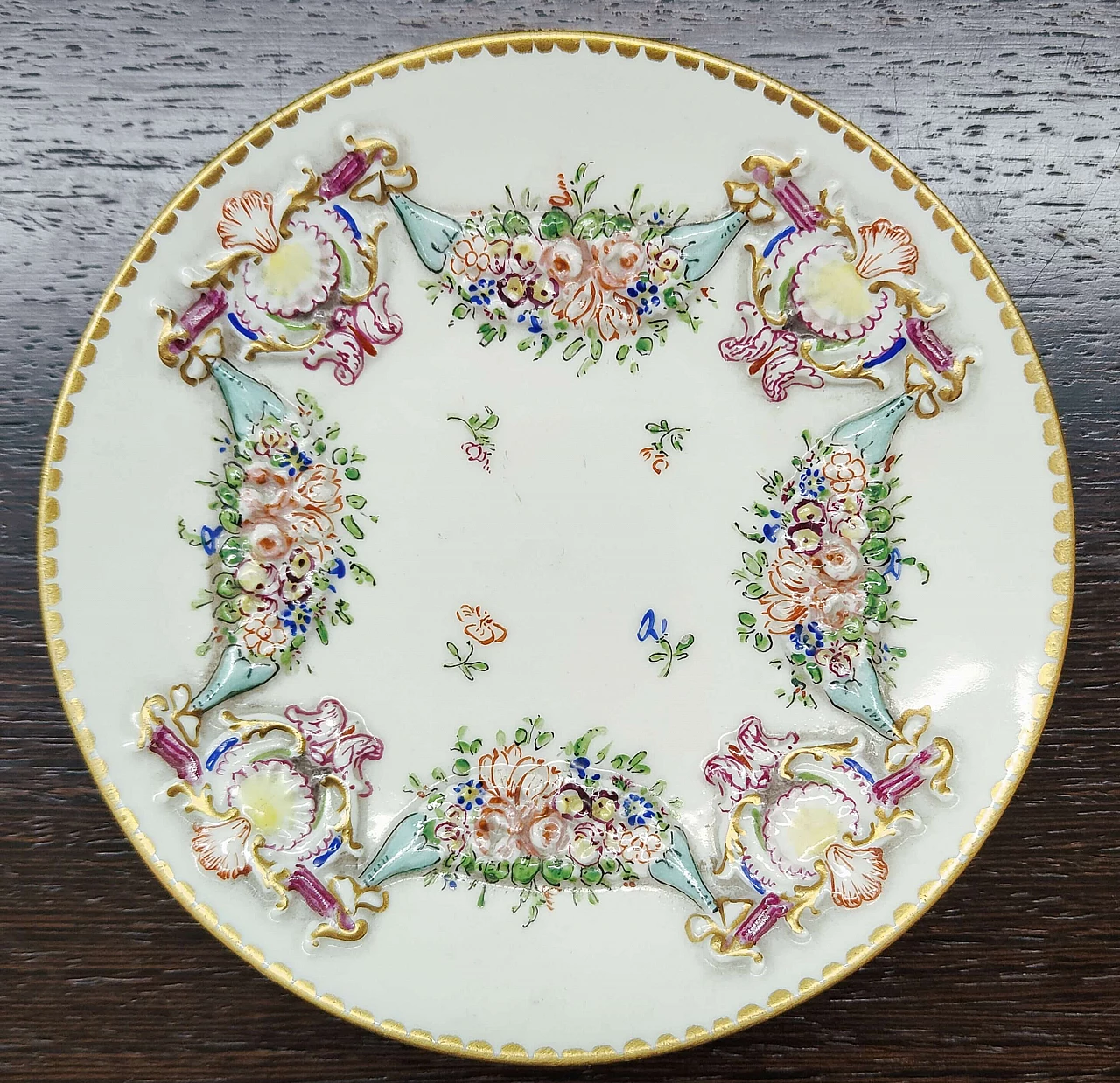 Capodimonte porcelain cup and saucer with mythological motif by Ginori, 19th century 3