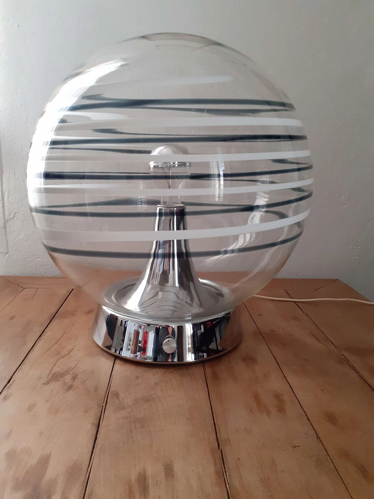Chromed metal and glass table lamp by Gino Vistosi, 1960s 1
