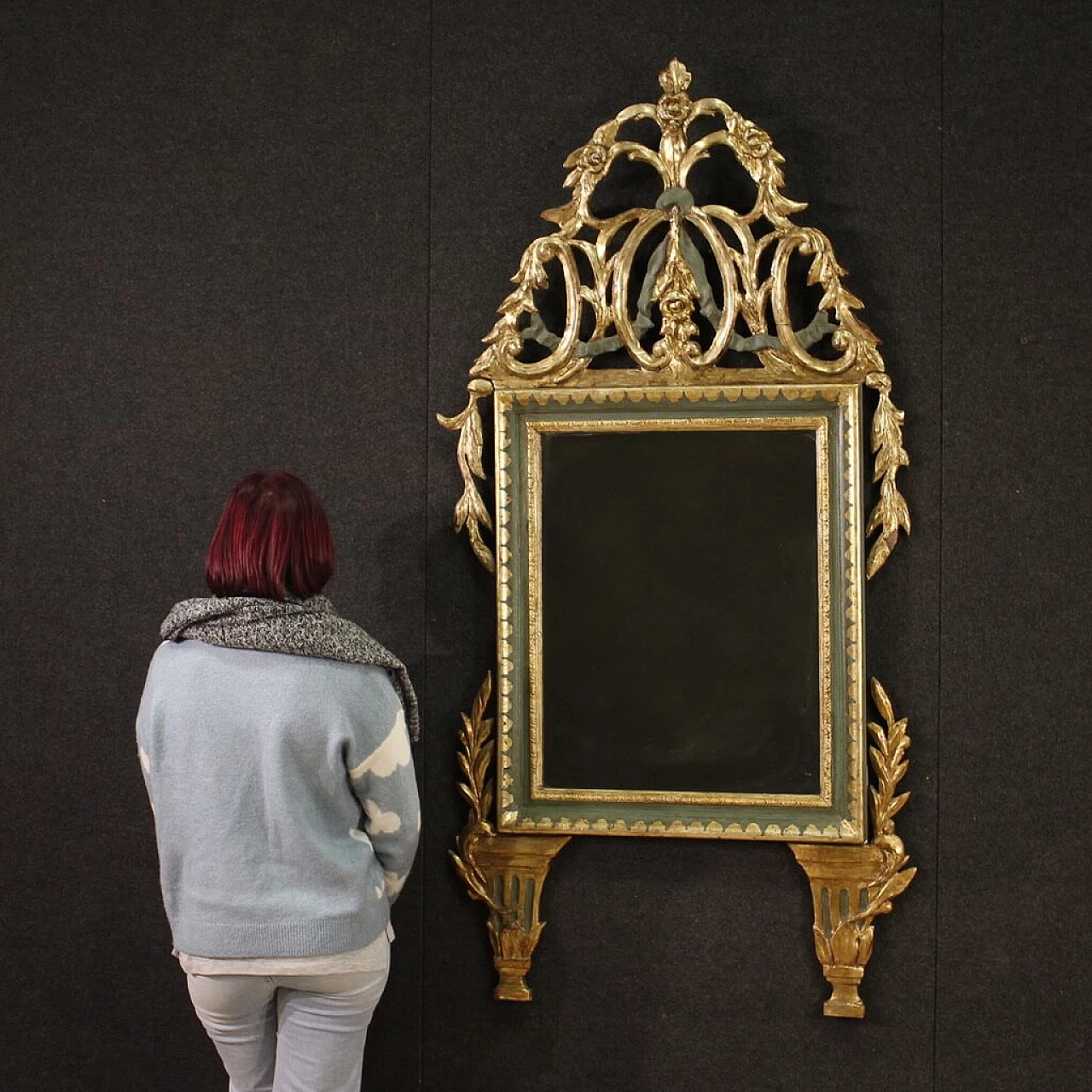 Specchio stile Luigi XVI in legno laccato e dorato, prima metà dell'800 2
