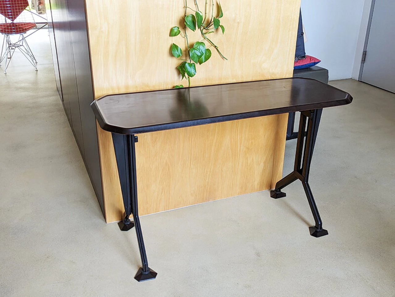 Metal and wood Arco desk by Studio BBPR for Olivetti Synthesis, 1960s 3
