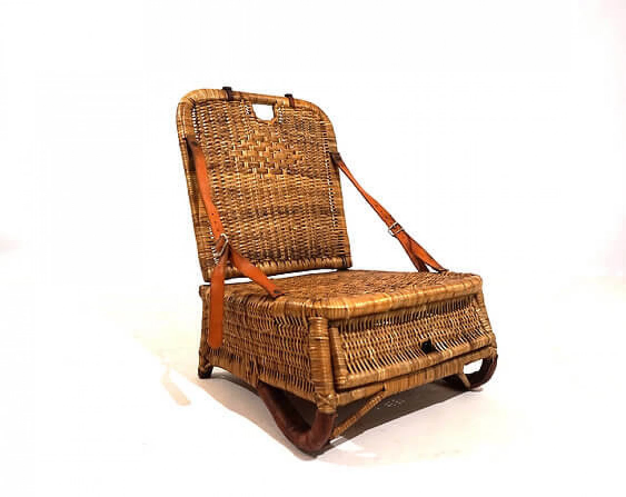 Rattan and leather folding beach chair, 1940s 3