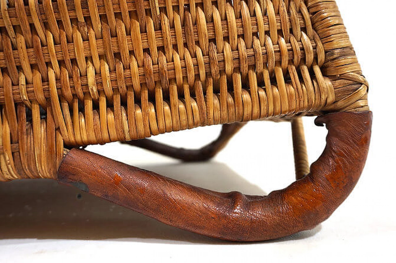 Rattan and leather folding beach chair, 1940s 12