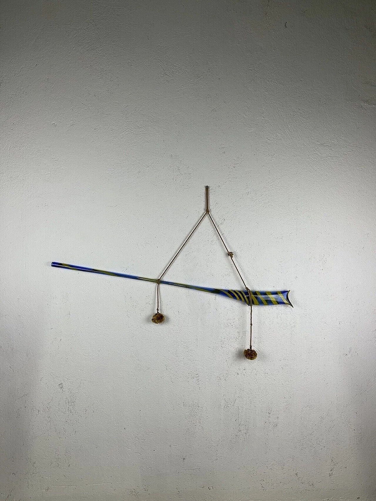 Scultura da parete in vetro soffiato di Murano giallo e blu, anni '70 11