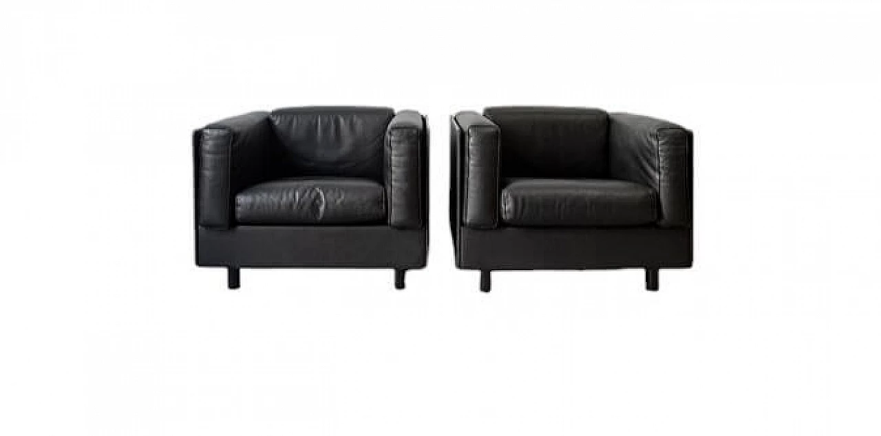 Pair of leather armchairs from Zanotta, 1980s 11