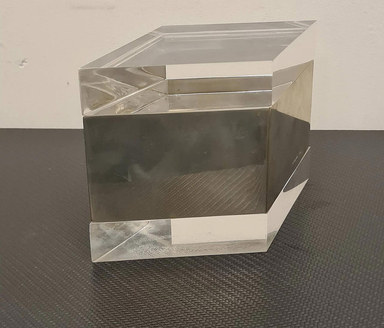 Rhomboid lucite and metal box by Gabriella Crespi, 1970s 2
