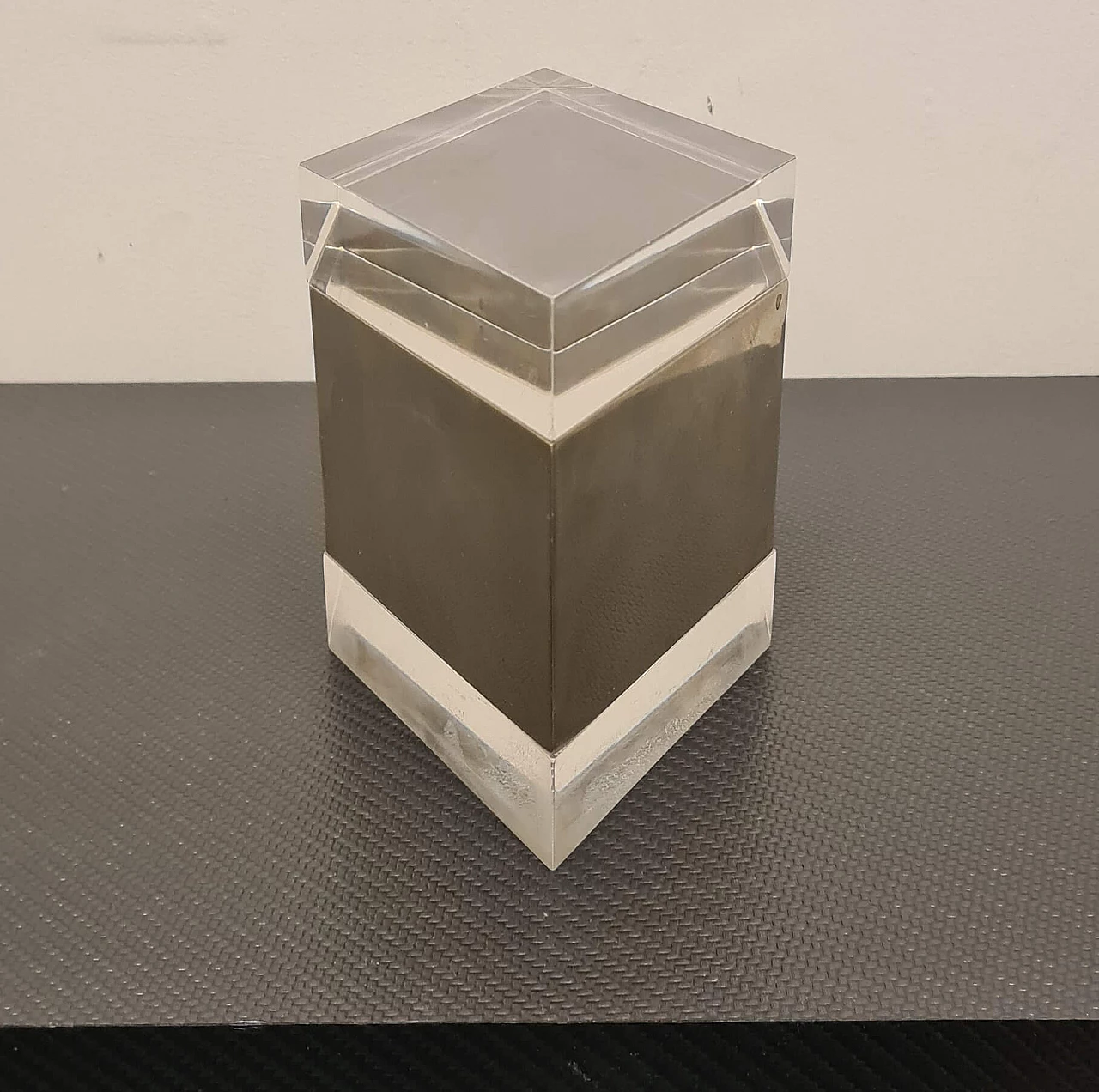 Rhomboid lucite and metal box by Gabriella Crespi, 1970s 4
